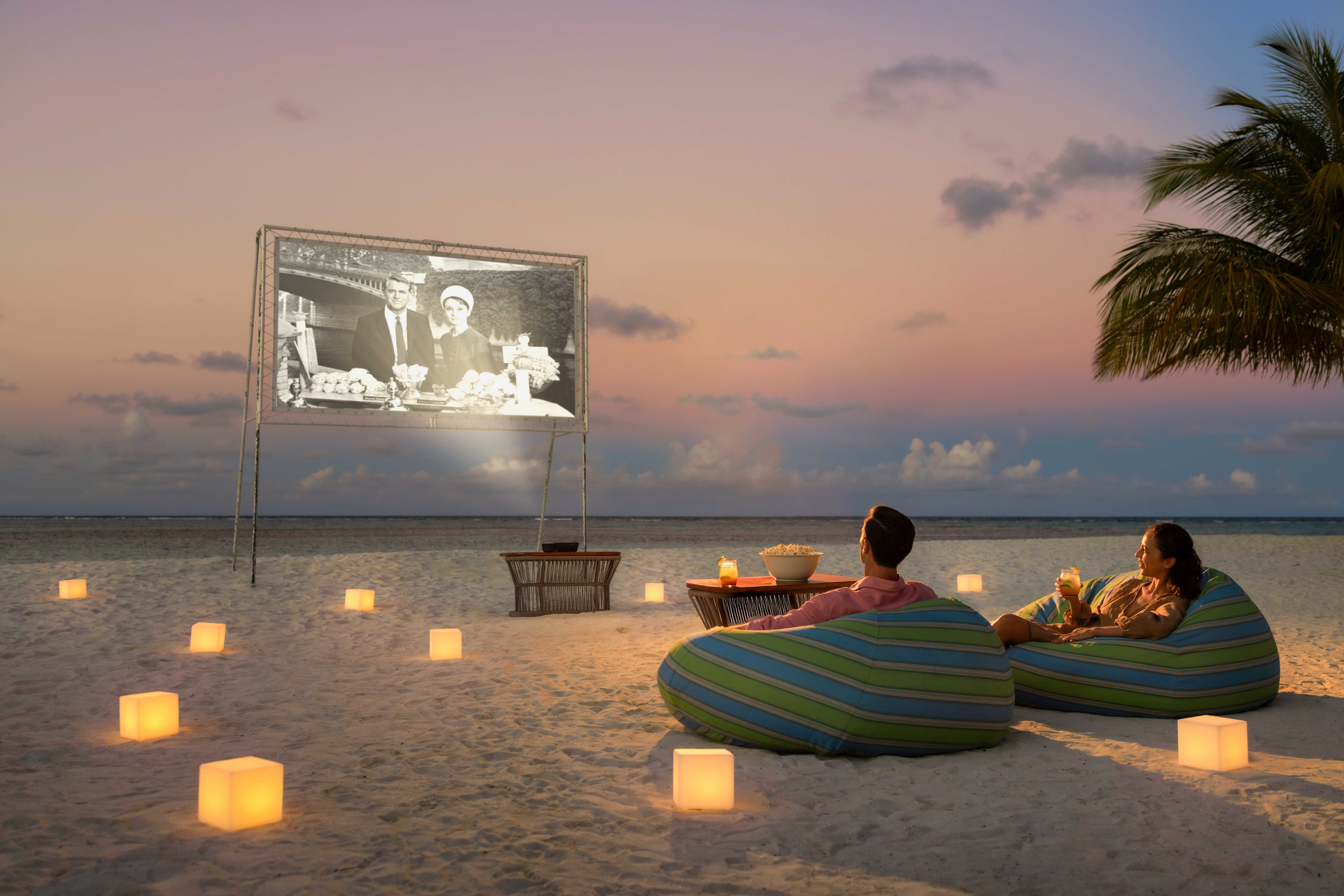  Angsana Velavaru_Movie Nights